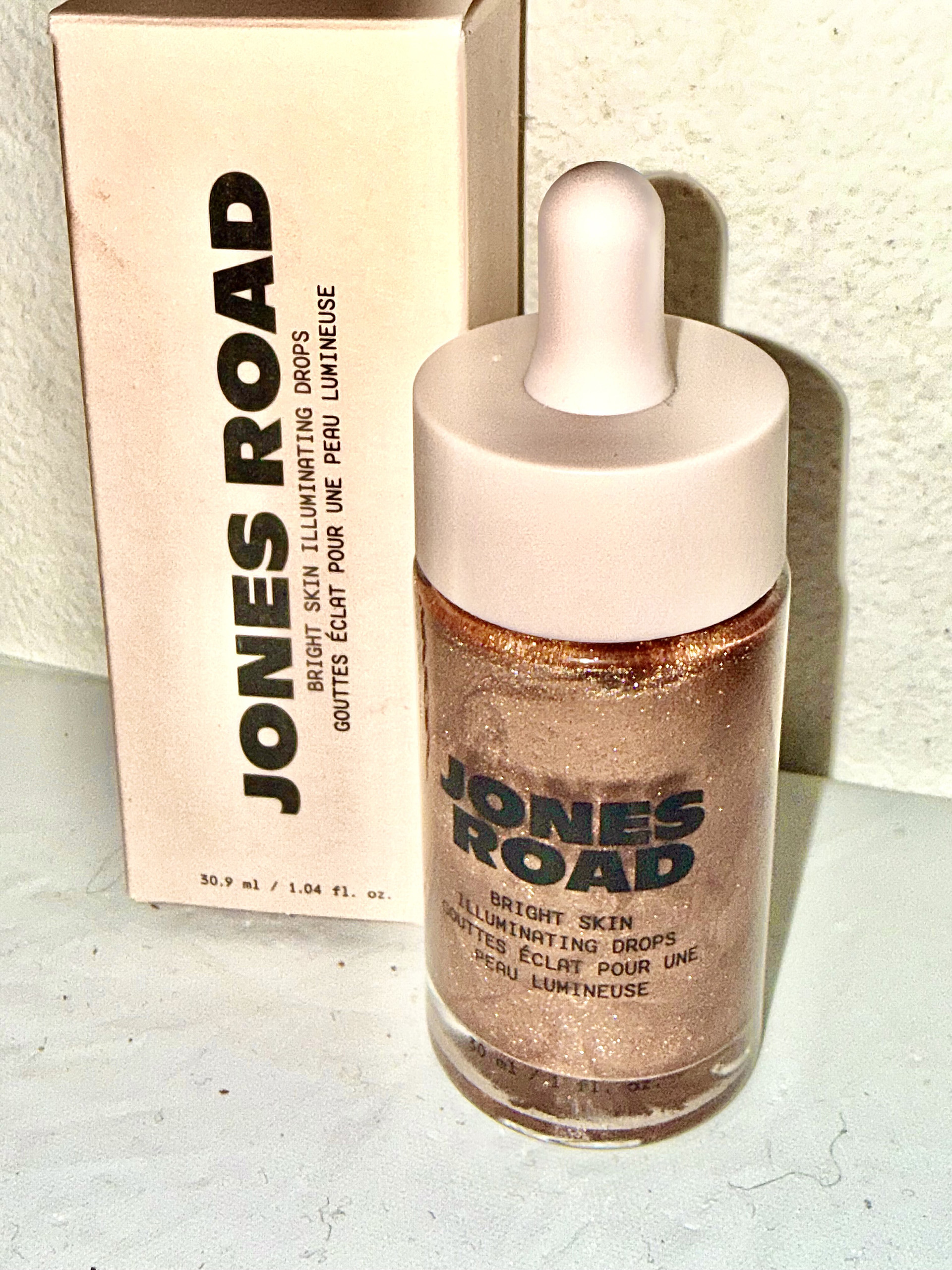 Bright Skin Illuminating Drops Bronze Shade Package of Jones Road Bright Skin Illuminating Drops Bronze Shade