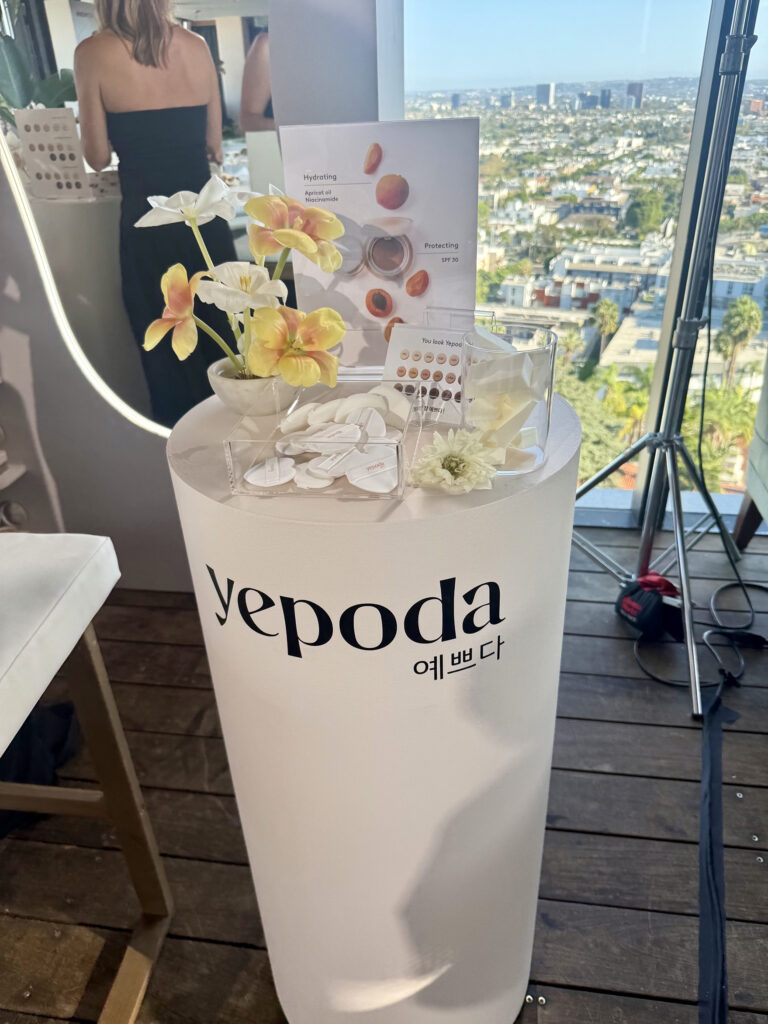 Yepoda Hydrating Display