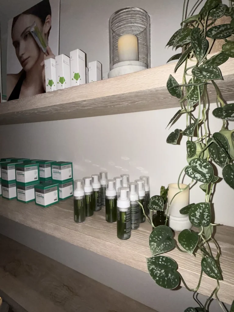 Celimax Pore Relief Pad Display